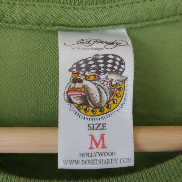 Ed Hardy Designs Short Sleeve T-Shirt Green Vintage Butterfly Size Medium - Picture 12 of 12